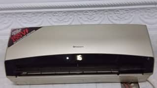 DAWLANCE 1 TON SPLIT AC FOR SELL IN WORKING CONDITION