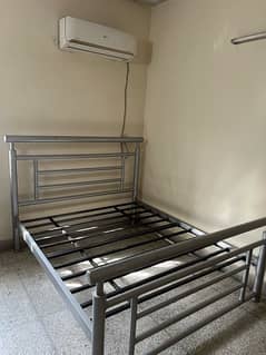 King Size bed for sale