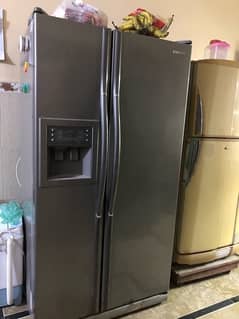 sumsung duble dorr fridge 0