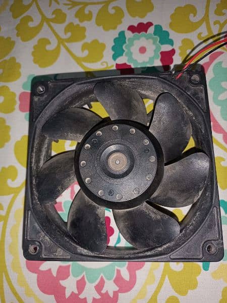 48v DC cooling fan. 2