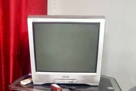 im selling my Sony tv good condition