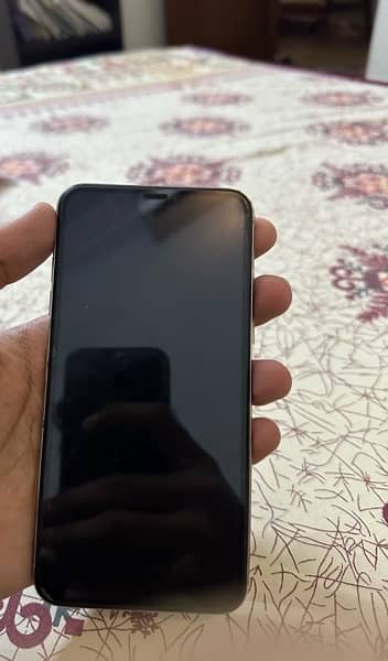 IPHONE XS MAX DUAL SIM APPROVED 5