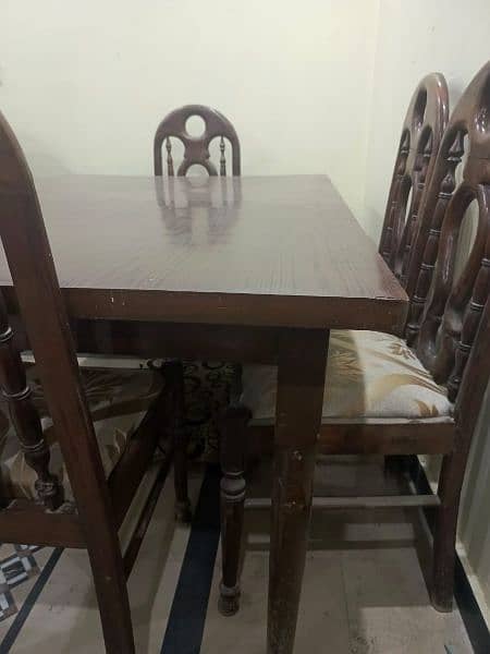 Elegant Used Dinner Table Set For Sale Urgent 3