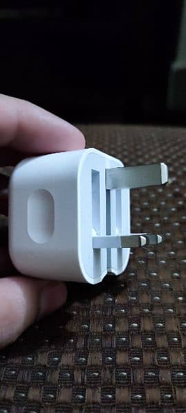 iphone orignal charger. 2