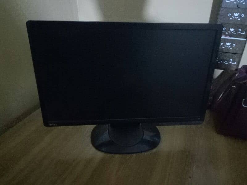 PC i5-4gen,  led monitor 10
