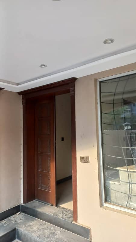 10 MARLA BRAND NEW LIKE A EXCELLENT GOOD FULL HOUSE FOR RENT IN IQBAL BLOCK BAHRIA TOWN LAHORE 43
