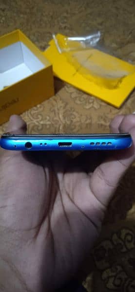 Realme C3 with Box and original Charger. 2