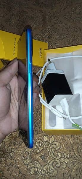 Realme C3 with Box and original Charger. 4