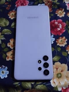Samsung A 32: Condition 10/10-colour Purple