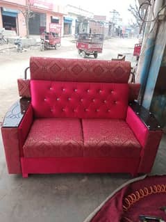 Beautiful sofa set 25% discount