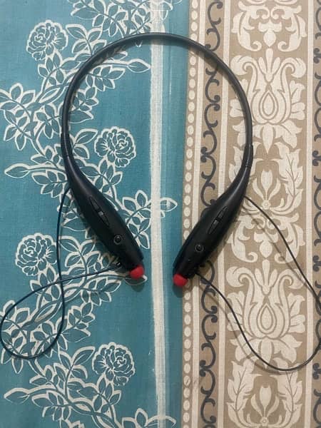 Audionic headphones 1