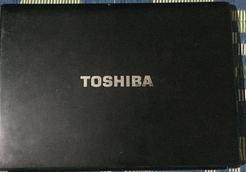 Toshiba 
i5 generation 3rd
Hard 4GB +500GB 1