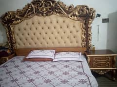 Bed and side table with dressing table king size