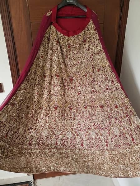 Bridal dress Barat lahnga  with cancan and pouch one time used 10