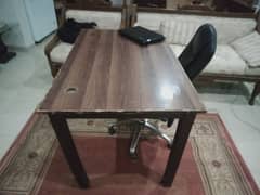 Wooden Table Size 2.5*4 feet