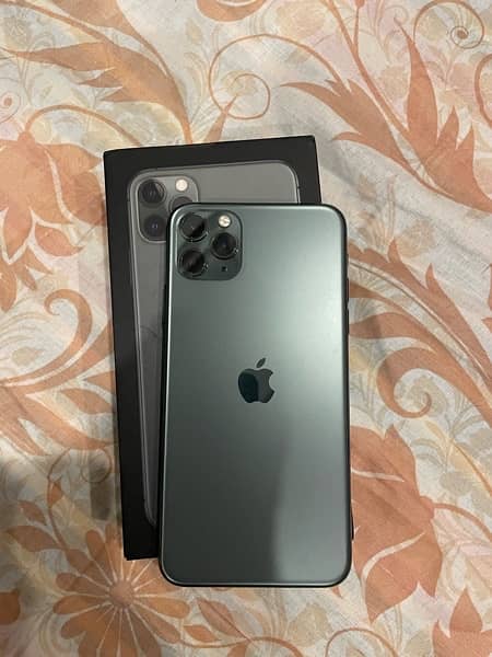 iphone 11 pro max 256GB PTA approved waterpack with box and charger 7