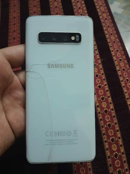 Samsung s10 8/128 in good condition 8