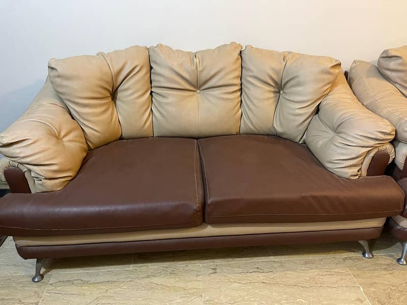 Sofa in Leather 3