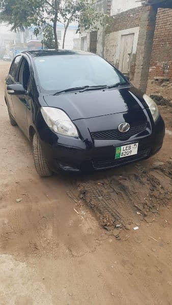 Toyota Vitz 2010 1