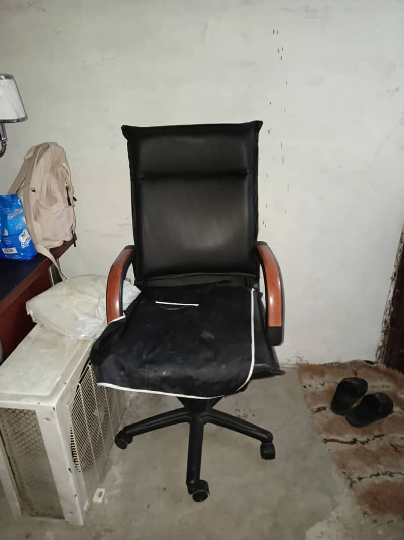 Computer table chair 1