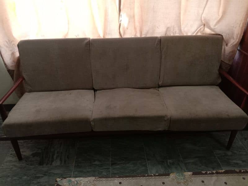 5 Seater sofa set denish very antique 1