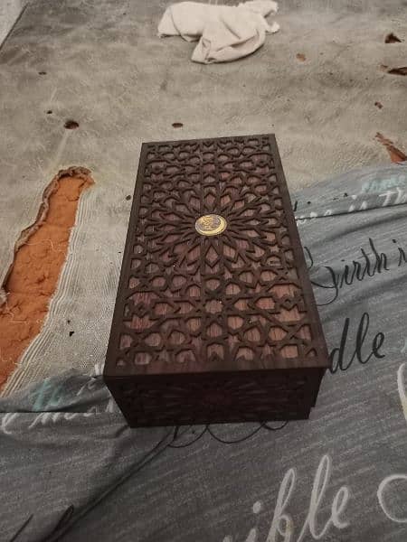 Artistic Heavy Wood Gift Box 3