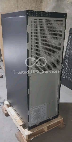 APC Smart-UPS VT  |  New Condition. 0