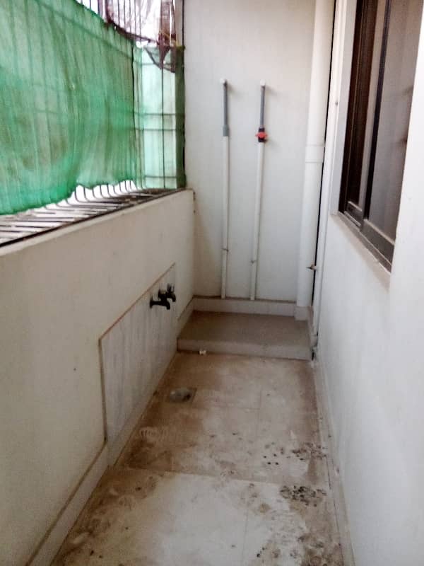 SEMI FURNISHED PORTION FOR SALE IN PECHS BLOCK 2 13