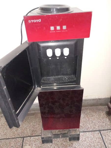 Water Dispenser for sale hot & cold 8