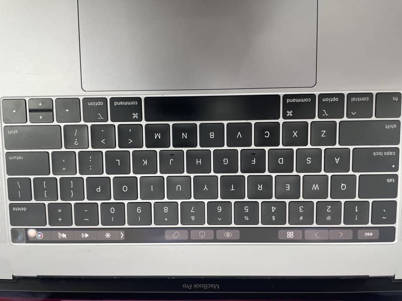 Macbook Pro 2019, core i9, 15.4" 3