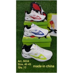 Qf SHOES AND BEST QUALITY ALL SIZES AVAILABLE MADE IN CHINA