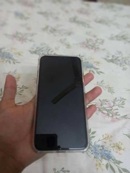 Iphone 11 pro max 64gb PTA Approved 5