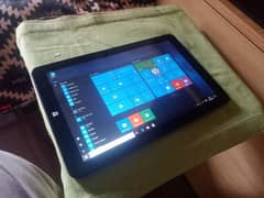 10.1"inches window 10 Tablet with docking keyboard excellent condition