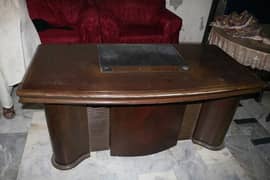 Executive Office Computer Table with Side Drawer for Urgent Sale