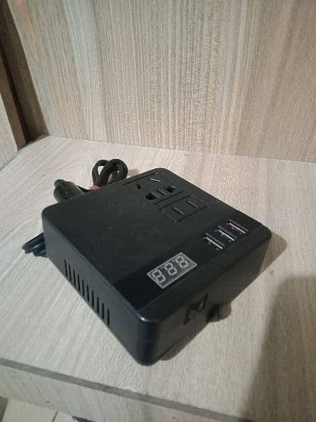 300w car inverter DC 12v/24v to AC 220v Converter 4