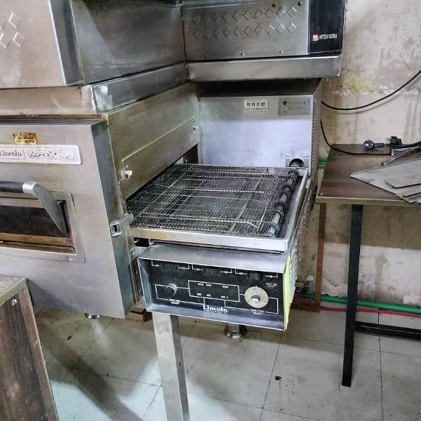 2 pizza Convair oven for urgent sale 1