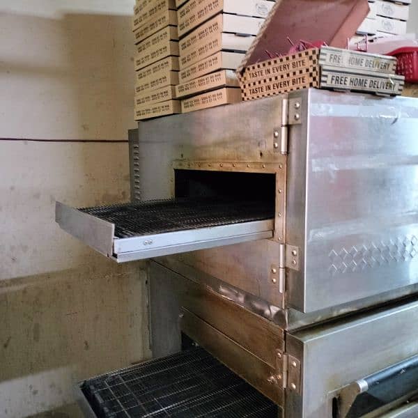 2 pizza Convair oven for urgent sale 8