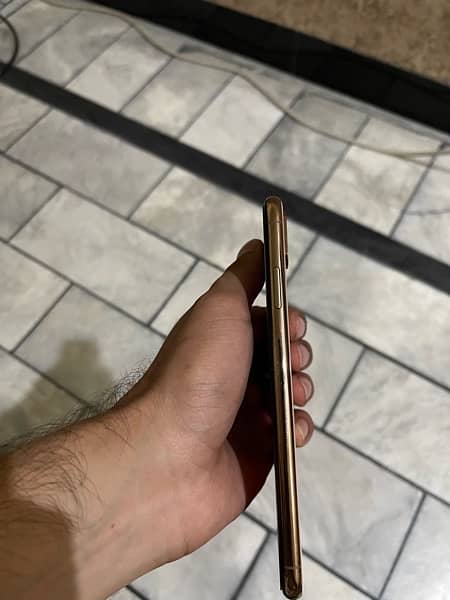 iphone xsmax pta approved 2