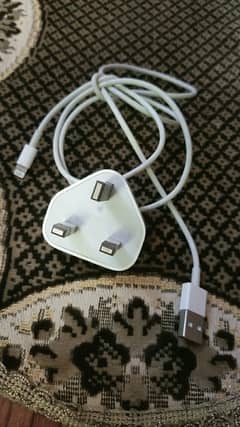 orignal charger iphone perfect condition