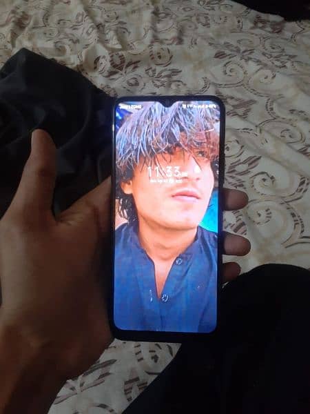 realme c21y with box charger 3