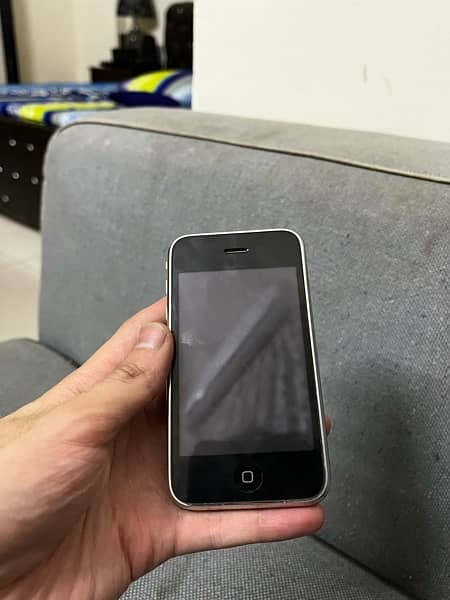 iPhone 3G | Collector’s Gem 5