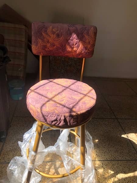 stools 1