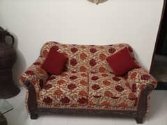 Royal 7 seater Jacquard sofa set with matching cushions