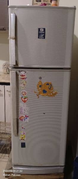 Dawlance refrigerator Small size 2