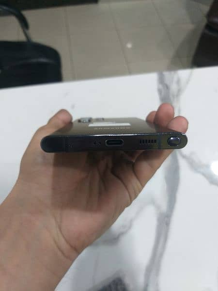 Samsung Galaxy S22 Ultra 512gb Dual SIM 4