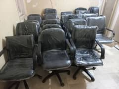 Sllightly Use Revalving Office Chairs Available