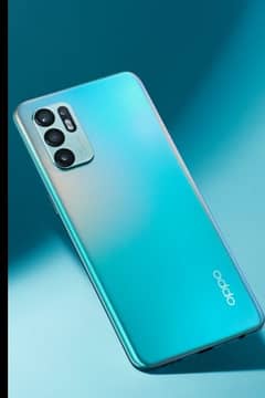 Oppo Reno 6 one hand use
