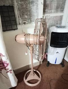 ANTIQUE OLD MODEL pedestal fan