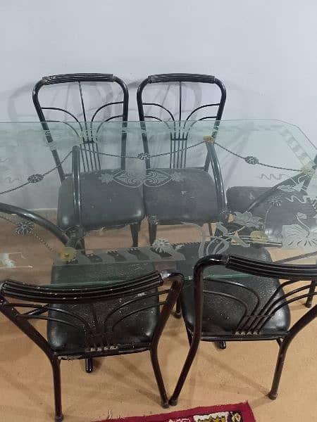 Iron Dining table with printed glass 4