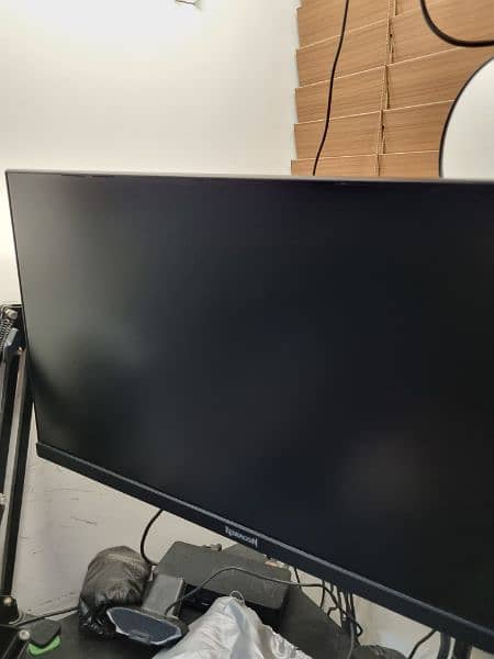 Redragon 22" Monitor 5